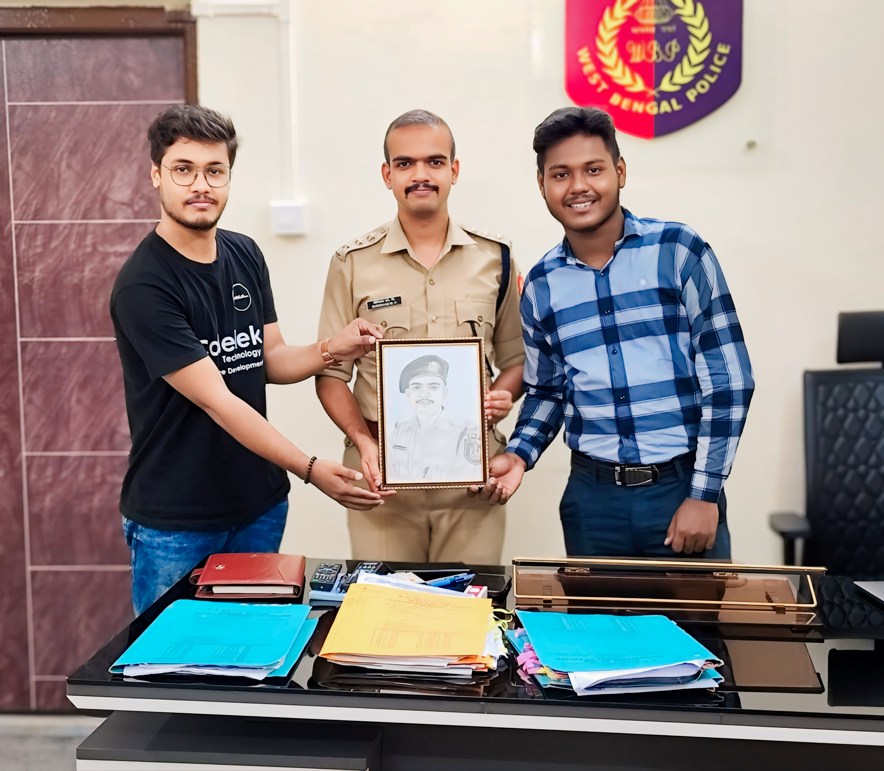 A present from CodeLek Technology to Shri Shrinivas M P IPS, SDPO Alipurduar District Police